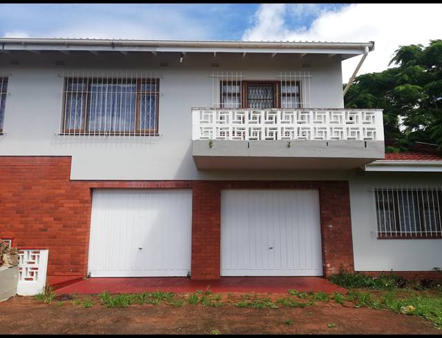 5 BEDROOM HOUSE FOR SALE IN UVONGO